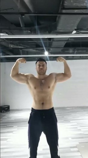 Chinese Bear Muscle Flexing #13