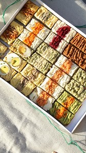 61 reactions | Bei uns schlägt es gerade die Afterwork o’clock  Dieses Wetter lädt definitiv zu einem gemütlichen Feierabend-Treff ein ☀️ Für den perfekten Ausklang des Arbeitstags holen wir uns belegte Brötchen von TRZEŚNIEWSKI und lassen den Tag entspannt mit Spritzer To-Go und Bio-Fruchtsäften ausklingen 壟 #falstaff #falstaffmagazine #afterwork #feierabend #donaukanal #youandei #trzesniewski #speckmitei #soschmecktwienseit1902 #ad | Falstaff | Facebook