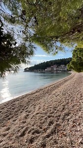 Upravo: Drvenik Donja vala, Makarska 💚💙😍 Video: Makarska Riviera Beaches | MojSmjestaj.hr
