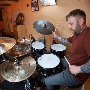 Reposted from @beyondthebeat17 HAPPY SUNDAY! ⁣ ⁣ Here are some sloppy grooves with that fill I posted the other day. ⁣ ⁣ ▃▃▃▃▃▃▃▃▃▃▃▃▃▃▃▃▃▃▃▃⁣⁣ ⁣⁣ #ageancymbals #drums #drummers #drumming #percussion #agean #cymbals #ageanbeast | Agean Cymbals