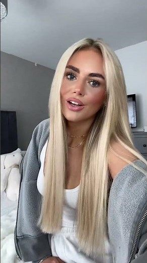 Glamorous Blonde with Long, Straight Hair: A Stunning Beauty Portrait#blondehair