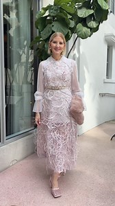 #palmroyal #palmbeachbarbie #palmbeach #palmbeachcounty #palmbeahisland #bestfriendgoals #goals #diamonds #hermes #pinkparty #oldmoneyvsnewmoney #newmodel #beautifulwomen #billionaires #billionarelifestyle #maralago #maralagoclub #designer #luxurytravel #luxuryhomes #viral #foryou #explorepage | Class of Palm Beach