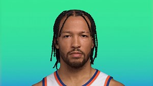 Jalen Brunson injures right ankle