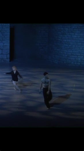 Part of Program A, "Silhouettes" premiered in 1999 at Jacob's Pillow and is set to Five Pieces for Piano (1993) by Richard Cumming. | Mark Morris Dance Group