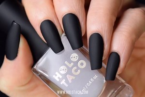 Time to go MATTE!😱 Introducing our NEW Matte Taco! Top any nail polish with this lush matte top coat to neutralize shine for that sophisticated soft velvet matte finish🎩 Try it over One-Coat Black🖤 for a classic matte black look, or over special effects polishes to unlock matte nail mysteries!🔎👀 See y'all later (for now), glossy nails! 👋😉 Available now, shop👉 https://holota.co/mattetaco #mattetaco #holotaco 💿🌮 | Holo Taco