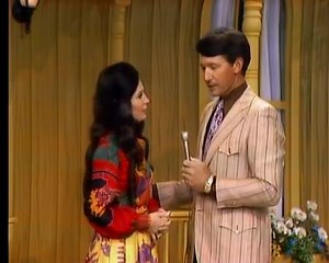 Conway Twitty - Hello Darlin' (1971) https://en.m.wikipedia.org/wiki/Hello_Darlin%27_(song) | Evergreen Songs Lyric