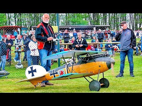 HUGE RC SCALE MODEL BIPLANE GERMAN ALBATROS D.V 1.WK BEAUTIFUL FLIGHT DEMONSTRATION