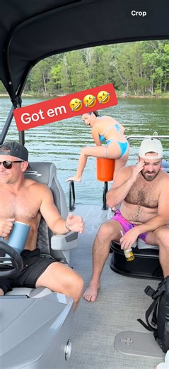 Never ending pee prank on boat 🤣🤣🤣