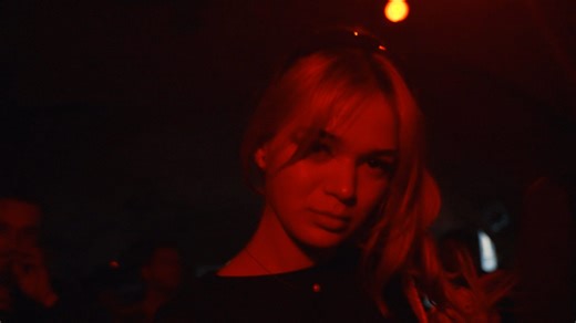 E bine că avem opțiuni și se mai ține câte ceva și în Piața Unirii nr. 5, la D'arc Bar. 🎬 @denis.albastroiu #nightout #nightvibes #drinks #moments #party #fun #joy #piataunirii #timisoara #romania | D'arc Timisoara