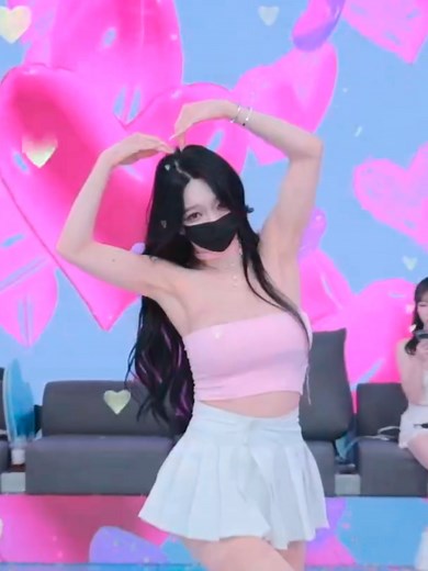 Explore a New Dimension of Korean Dance Energy