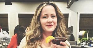 'Back off on vape': 'Teen Mom' star Janelle Evans sparks concern with shocking health update