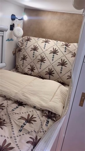 Obsessed is an understatement! 😍 We absolutely love seeing our Caravan Bunk Fitted Sheets making life easier for traveling families like @roamin_in_a_ram If you’ve ever had an impromptu workout wrestling a standard flat sheet into a tiny bunk space, you know why we created these! They are designed to simply slip on and stay put, giving you back those precious minutes you need for coffee or exploring. We think this Palm Tree print bunk upgrade is perfection! Who else is ready to say goodbye to t