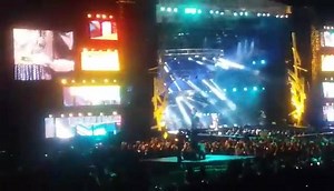 57 reactions | Paty Cantú y Ana Torroja cantando Mujer contra Mujer. | Lenchamanía | Facebook