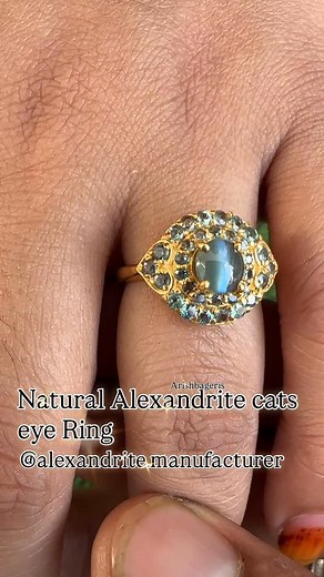 Alexandrite color change effect can be challenging for many gem lovers, most of the Alex fail and often blame there is color change. This India Alex as you can see complete color change green to red without any effort also Chatoyanci effect is strong straight line in center which we call cats eye effect due to excessive silk growth. 14 K gold Natural Gemstone, Alexandrite Cabochon, Chrysoberyl stone #alexandrite #alexandritegemstone #alexandritering #alexandrites #alexandritejewelry #usa#japan#t