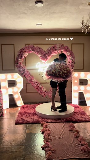 La pedida de novios soñada: ideas y frases para pedir ser su novia