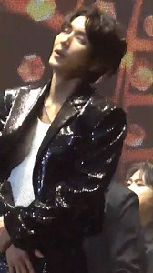 5.6K views · 311 reactions | JOON GI, XIN HÃY CHỊU TRÁCH NHIỆM VỚI CHÚNG TÔI Đây là fancam JG nhảy cover "Standing next to you" của Jungkook (BTS) tại FM Seoul ngày 11/5 vừa qua. Cre: win__429 --DearJG-- #이준기 #LEEJOONGI #LEEJUNKI #イジュンギ | Lee Joon Gi Lovers Vietnam Fanpage | Facebook