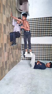Gravity Going Bathroom 😳❌ #calisthenics #fitnesschallenge #fyp #vanshfitness #Nadir #explore #saharanpur #flip #illusion #reels | Nadir Husain