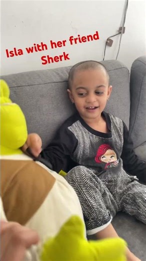 Ilsa playing with her friend