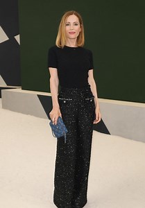 Leslie Mann - Chanel Haute Couture Show at Paris Fashion Week 07/05/2022 • CelebMafia