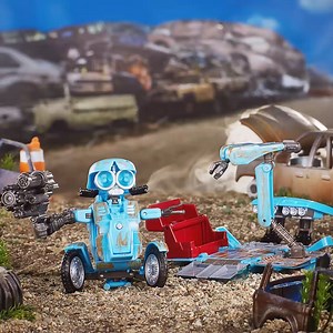 14K views · 31 reactions | 18 adımda robota, araca ve ekipmana dönüşebilen Autobot Sqweeks figür görünenden fazlası olmak için hazır! | TRANSFORMERS | Facebook