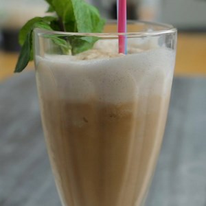 39K views · 587 reactions | Let this Baileys-laced irish iced coffee bring you back from the dead: thrl.st/2mEoWgI | Thrillist | Facebook