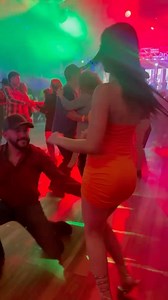 2.1K views · 83 reactions | Una cumbia para el estrés  #cumbia #cumbias #bailes #bailando #elpaso | Brian Gil | Facebook