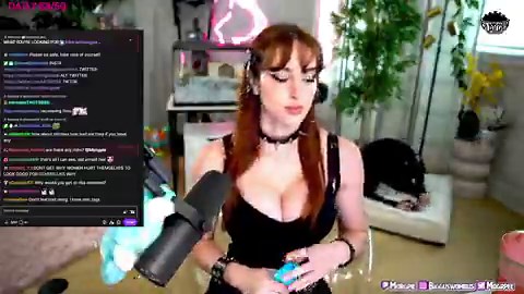 Twitch yayıncısı Morgpie, canlı yayında "yeni evcil hayvanını" gösterdi.