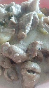 Iyo na ni si ginutaan na balun-balunan subago. Hiribi baga si nagkarakan! 😅 Pero pulpog man maski nagsisiringhot singhot saka nagturubig ang mata😁 #foodie #spicyfood #deliciousfood #everyonefollowers #yum | Da Na