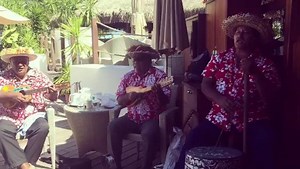 1.8K views · 126 reactions | Sunday, it’s Tahitian brunch at the #ICTahiti !  : instagram.com/caarolineberggren tahiti.intercontinental.com | InterContinental Tahiti Resort & Spa | Facebook