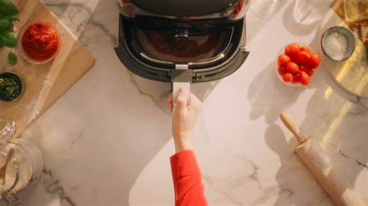 Watch Philips Airfryer XXL Pizza Kit on Amazon Live