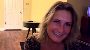 Mature handjob loving milf working dick in pov and loves it