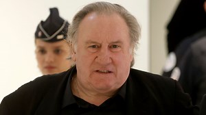 Trotz Anschuldigungen schwärmt Partnerin von Gérard Depardieu: "Er ist menschlich, frech, gebildet"