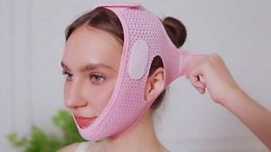 Chin Strap for Sleeping, Double Chin Reducer for Women, Jawline Shaper, Adjustable V-Line Lifting Mask, Chin Up Patch, Reusable Facial V-Shaped Belt, Overnight Shaped Face Mask for Sagging(1pc-Pink)