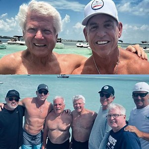 In Photos: 55-year-old Cowboys legend Troy Aikman looks absolutely jacked in shirtless beach photo