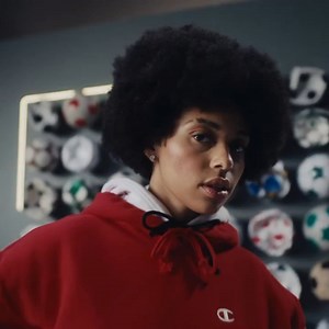 Look stylish while it keeping it cozy with the iconic Champion Reverse Weave® hoodies and sweats ❤️ This collection’s cotton-blend fabric features a soft brush interior to keep you warm while its cross-grain cut prevents shrinkage so the fit stays true 👌🏼 Check out these classics made to fit everyone, #BeYourOwnChampion and shop for yourself today at: 🛍️ Rustan’s: bit.ly/ChampionRWRustans 🛍️ Trunc: bit.ly/ChampionRWTrunc #ChampionPH | Rustan Marketing Corporation