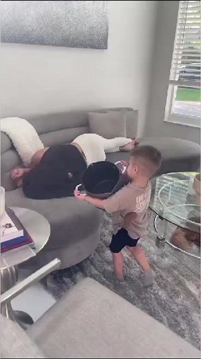 Did his mom dirty🫨 #prankster #likefatherlikeson #funnyfamily | The Las Fam