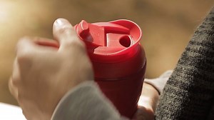Conheça mais sobre a Cafeteira/Infusora de chás Portátil Pressca. ☕ | Pressca
