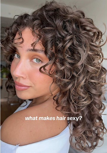 Achieve Sexy Hair with Healthy Hair Hydration