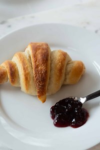 Vegan French Croissant Recipe - Veganosity