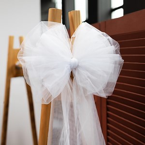 Tulle Pew Bows, Church Pew Decor White Tulle, Chair Bows for Wedding, Wedding Bow Decor, Quinceanera Decoration Ideas, Wedding Pew Bows - Etsy