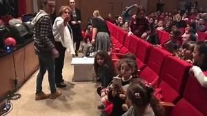 27K views · 857 reactions | Öğrencilerin Ziynet Sali sevgisi muhteşemdi! Teşekkürler Manisa Bahçeşehir Koleji! | Ziynet Sali | Facebook