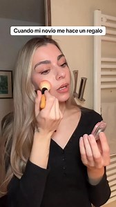 Cuando mi novio me hace un regalo! Y por eso no tengo 🥲 Insta: car.delorenzo | Car de Lorenzo