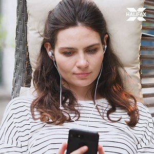 You can pay cheques into your account without having to go to your branch. Just take a photo of the cheque on your Halifax app and you’re all done. Find out more: http://spr.ly/6188H9h7o #easy 👌 | Halifax