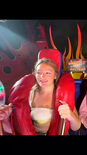 Pop Upp 💥👀#foryou #slingshot #slingshotride #slingshotrider #slingshotchallenge #foryoupage #fyp | SlingshotRide Hot