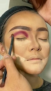 2.7M views · 10K reactions | Tutorial makeup ala-ala bollywood #makeuptutorial #makeuplook #makeupnatural #makeupsoft #makeupflawless #makeupglowing #makeupglamour #makeupbollywood #makeupmodern #makeupcantik #lookindia | Tutorial Makeup | Facebook