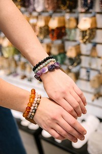 Transform your vibe and elevate your energy at Crystal Days! In store you'll find home decor options as well as fine jewelry and everyday pieces. 🦠 | Westfield Southcenter