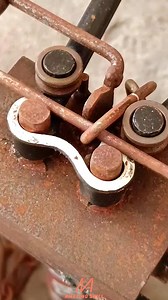 135K views · 287 reactions | Metal Rod Bending Technique殺 | Amazing Skill | Facebook