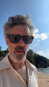 Smash Bang, our label and a night Ehsan and I ran at Lounge for at least six years. We’d play underground tunes of the time, but every second track played was something made ourselves. Ehsan and I played a four hour set every week. With Davarj on live base and myself playing trumpet. Ehsan along with Evan Sparks performed as bubble and squeak at nights like filter (also at Lounge) and all the quality underground events in the late 1990s early 2000s. Smash Bang was named by myself and Ehsan. The 