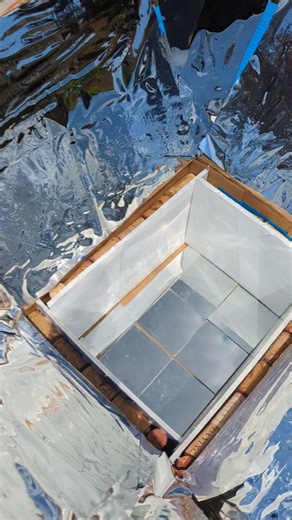 Make a solar oven with us at our Summer Maker Workshop, Saturday, July 13! *Disclaimer* These solar ovens are NOT Hot To Go ☀️☀️☀️ #solaroven #solarpower #maker #makerworkshop #wonderlab #wonderlabsciencemuseum #sciencemuseumwonderlab | WonderLab Museum | Facebook