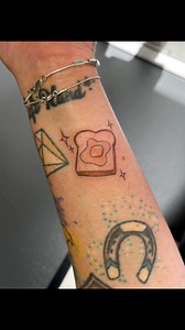 Bread and butter sister tattoos done by Courtney @Calicocourt_art We have walk-in availability for tattoo, dm to schedule yours today!! #siblingtattoos #siblinggoals #tattoo #tattooartist #tattooed #joplinmo #tattooideas #joplinmissouri #joplin #417local #LocalNews #localbusiness #news #floral #flower #color #nature #colorful #tattooart #417 #417local #joplinmo #SupportSmallBusiness #tattoo #brickhaus #brickhaustattoo #walk-in #available | Brickhaus Tattoo & Piercing